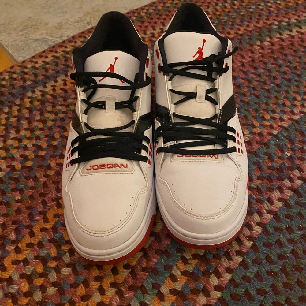 Men’s air Jordan’s flight 23 size 13 sneakers